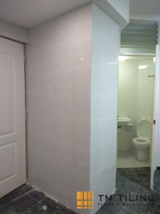 bathroom-tile-overlay-tile-renovation-tm-tiling-singapore-hdb-bukit-panjang-5_wm